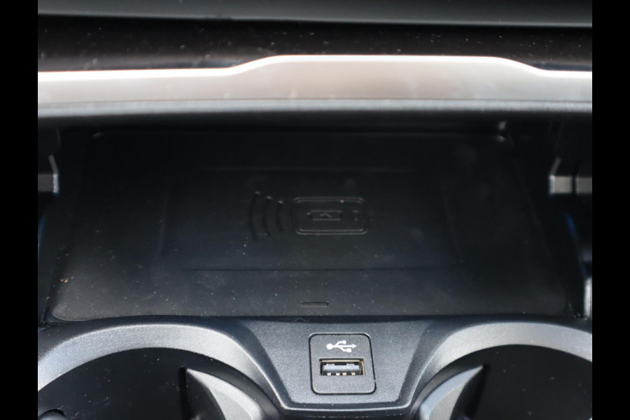 BMW 3 Serie Touring 330i xDrive | Pano | HUD  | 360 Camera | Trekhaak