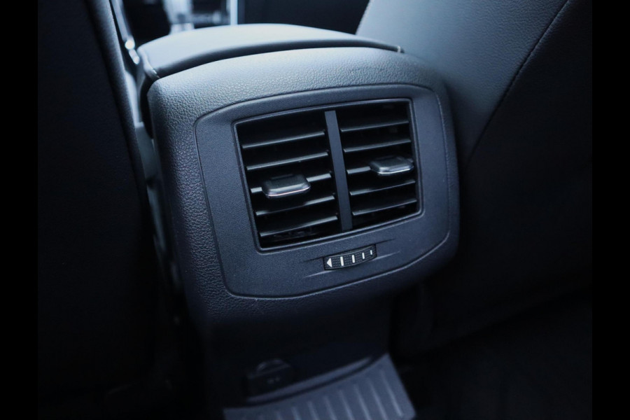 Volkswagen T-Roc 2.0 TSI 4Motion R | Pano | Beats | Dynamic Chassis Control