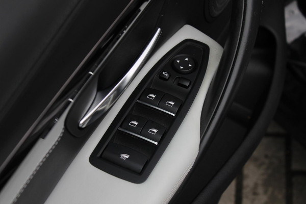 BMW 4 Serie Cabrio M 4-serie Competition | Export ! | Carbon | H&K | HUD