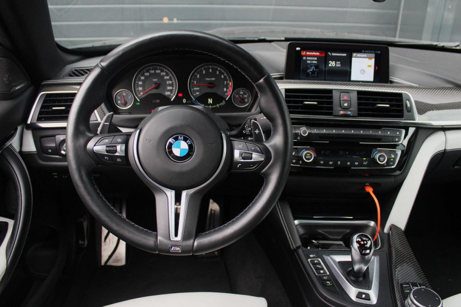 BMW 4 Serie Cabrio M 4-serie Competition | Export ! | Carbon | H&K | HUD