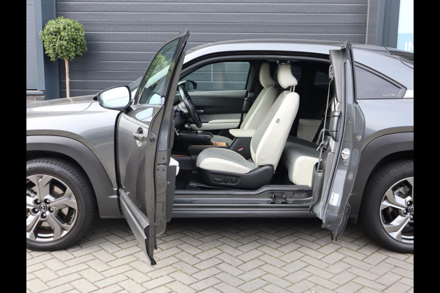 Mazda MX-30 e-SkyActiv 145 First Edition 36 kWh | SOH 94% | Voorstoelen verwarmd | HUD | Camera | Memory Seats