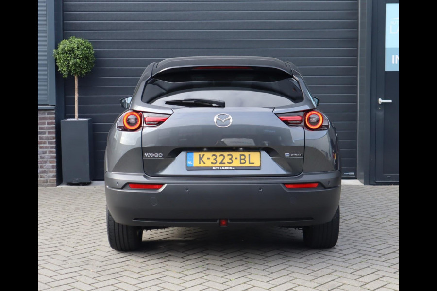 Mazda MX-30 e-SkyActiv 145 First Edition 36 kWh | SOH 94% | Voorstoelen verwarmd | HUD | Camera | Memory Seats
