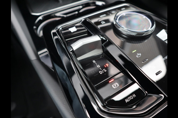 BMW 5 Serie Touring 530e xDrive M Sport | Pano | Memory | Lazer | HUD | H+K | Bomvol