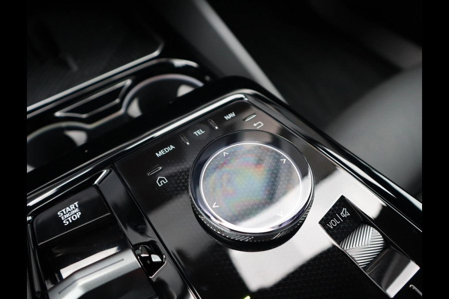 BMW 5 Serie Touring 530e xDrive M Sport | Pano | Memory | Lazer | HUD | H+K | Bomvol