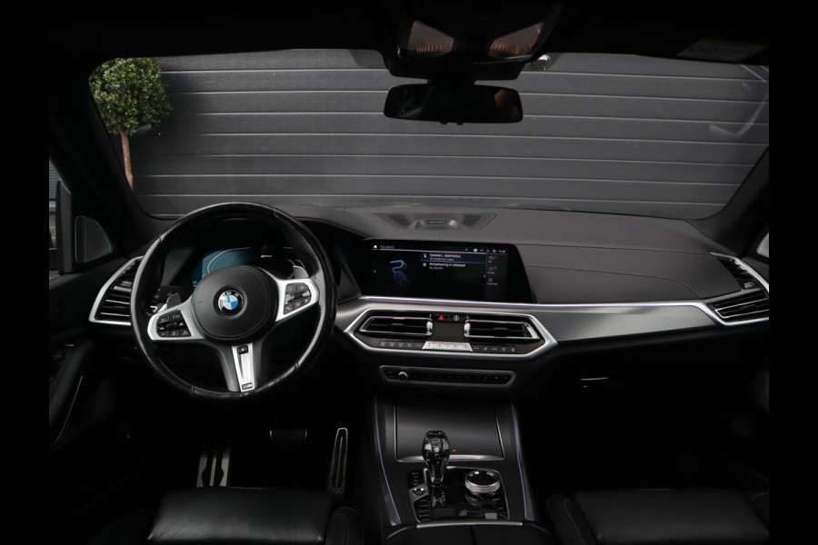 BMW X5 xDrive45e M Sport | Skylounge | Bowers en Wilkins | Softclose | Trekhaak | 22 Inch