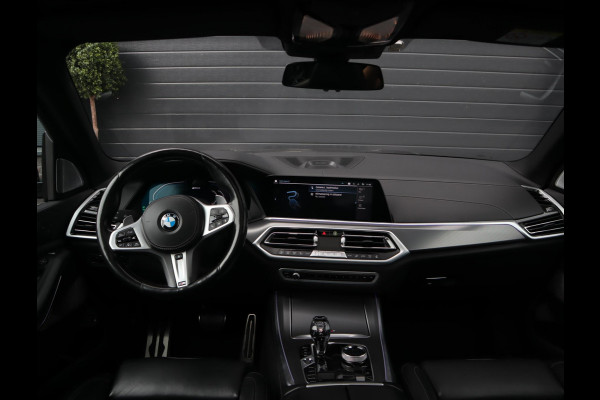 BMW X5 xDrive45e M Sport | Skylounge | Bowers en Wilkins | Softclose | Trekhaak | 22 Inch