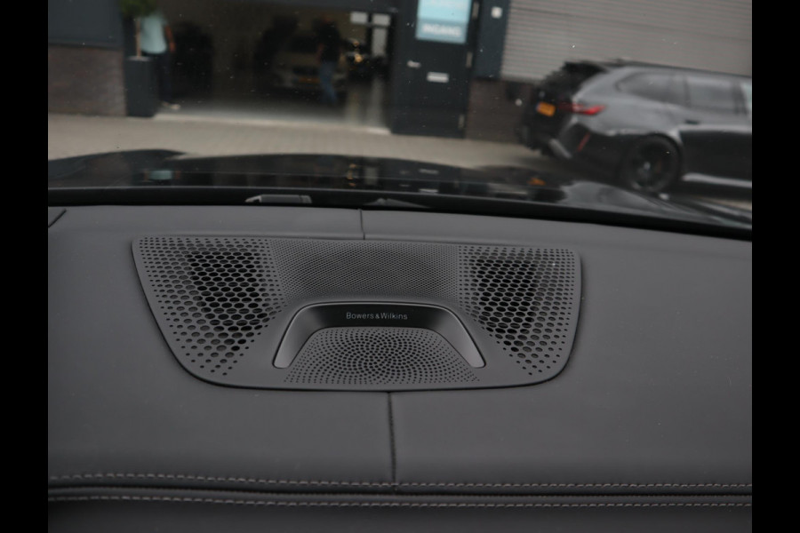 BMW X5 xDrive45e M Sport | Skylounge | Bowers en Wilkins | Softclose | Trekhaak | 22 Inch