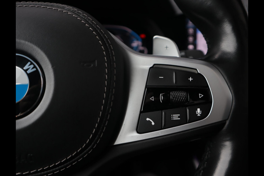 BMW X5 xDrive45e M Sport | Skylounge | Bowers en Wilkins | Softclose | Trekhaak | 22 Inch