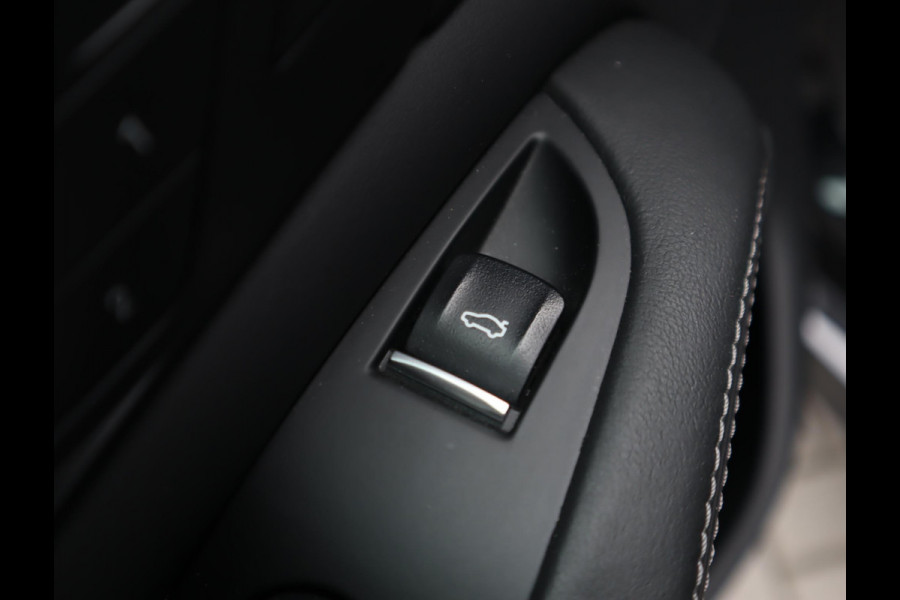 BMW X5 xDrive45e M Sport | Skylounge | Bowers en Wilkins | Softclose | Trekhaak | 22 Inch