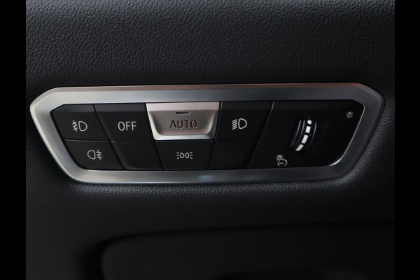 BMW X5 xDrive45e M Sport | Skylounge | Bowers en Wilkins | Softclose | Trekhaak | 22 Inch
