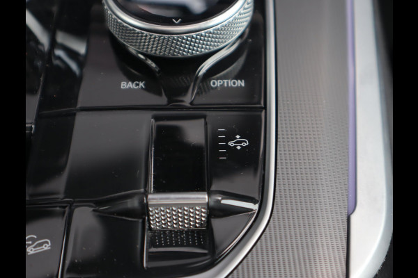 BMW X5 xDrive45e M Sport | Skylounge | Bowers en Wilkins | Softclose | Trekhaak | 22 Inch