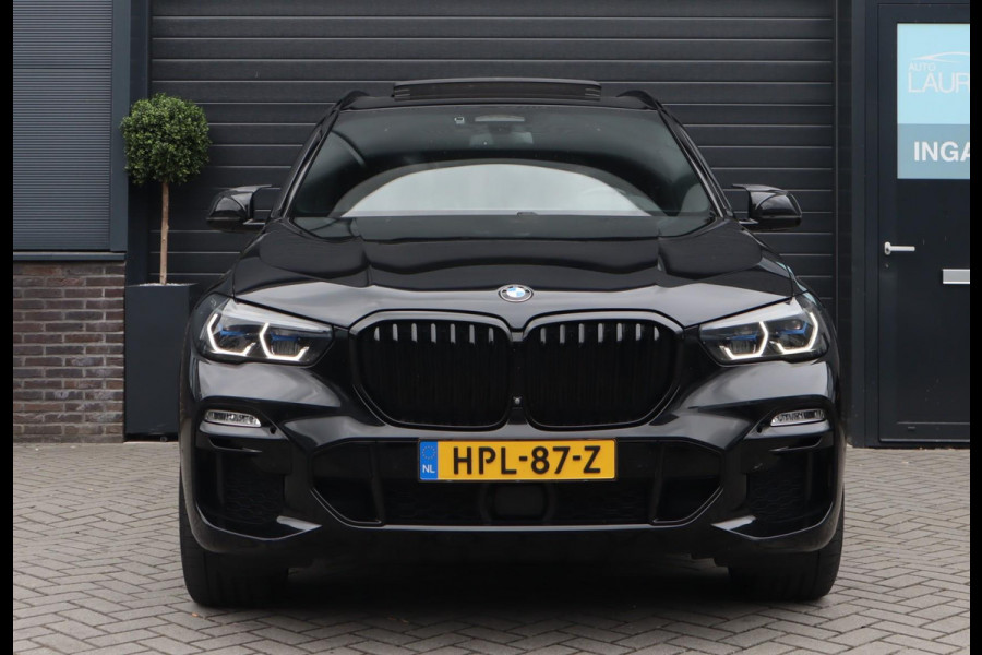 BMW X5 xDrive45e M Sport | Skylounge | Bowers en Wilkins | Softclose | Trekhaak | 22 Inch