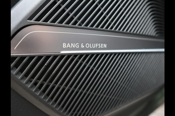 Audi Q5 50 TFSI e S Line | Pano | B&O | ACC | Stoelen en achterbank verwarming