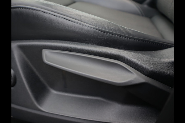 Audi Q5 50 TFSI e S Line | Pano | B&O | ACC | Stoelen en achterbank verwarming