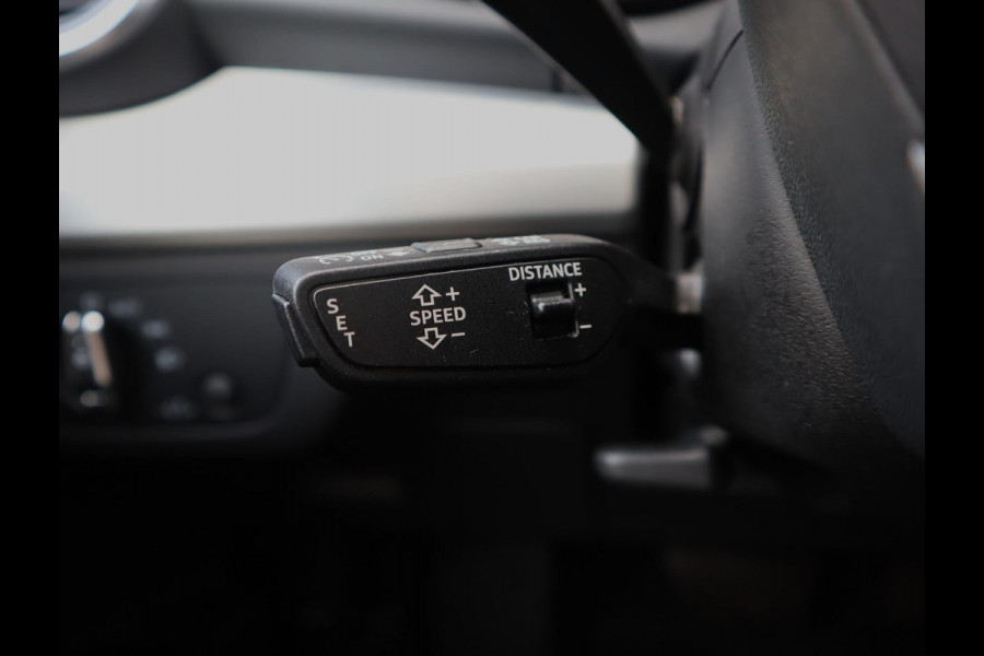Audi Q5 50 TFSI e S Line | Pano | B&O | ACC | Stoelen en achterbank verwarming