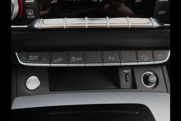 Audi Q5 50 TFSI e S Line | Pano | B&O | ACC | Stoelen en achterbank verwarming