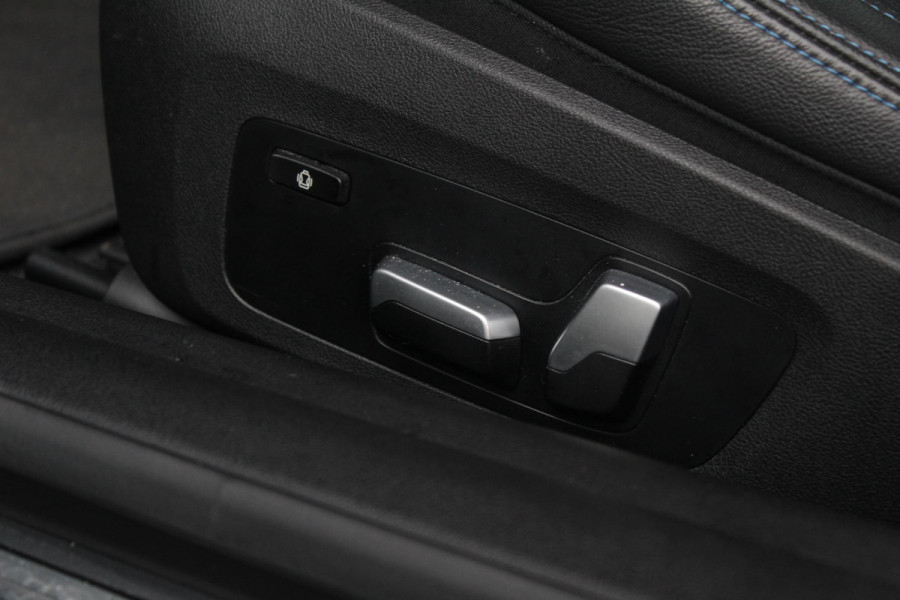 BMW 4 Serie Coupé M440i xDrive M-Sport Pro High Executive | Harman Kardon | 20 Inch | Keyless | Elektrisch verstelbare stoelen
