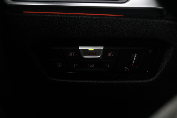 BMW 4 Serie Coupé M440i xDrive M-Sport Pro High Executive | Harman Kardon | 20 Inch | Keyless | Elektrisch verstelbare stoelen