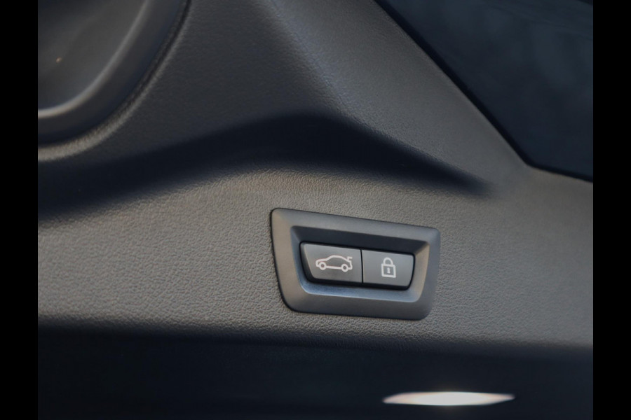 BMW X5 xDrive45e M Sport High Executive | Pano | H+K | Trekhaak | Comfort Stoelen | Co-pilot