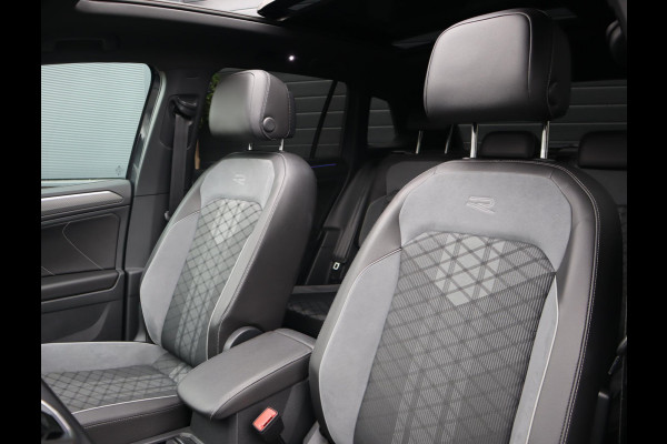 Volkswagen Tiguan 1.4 TSI eHybrid R-Line Business+ | Pano | Camera | Trekhaak