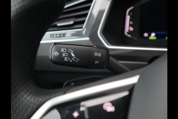 Volkswagen Tiguan 1.4 TSI eHybrid R-Line Business+ | Pano | Camera | Trekhaak