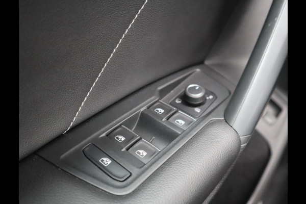 Volkswagen Tiguan 1.4 TSI eHybrid R-Line Business+ | Pano | Camera | Trekhaak