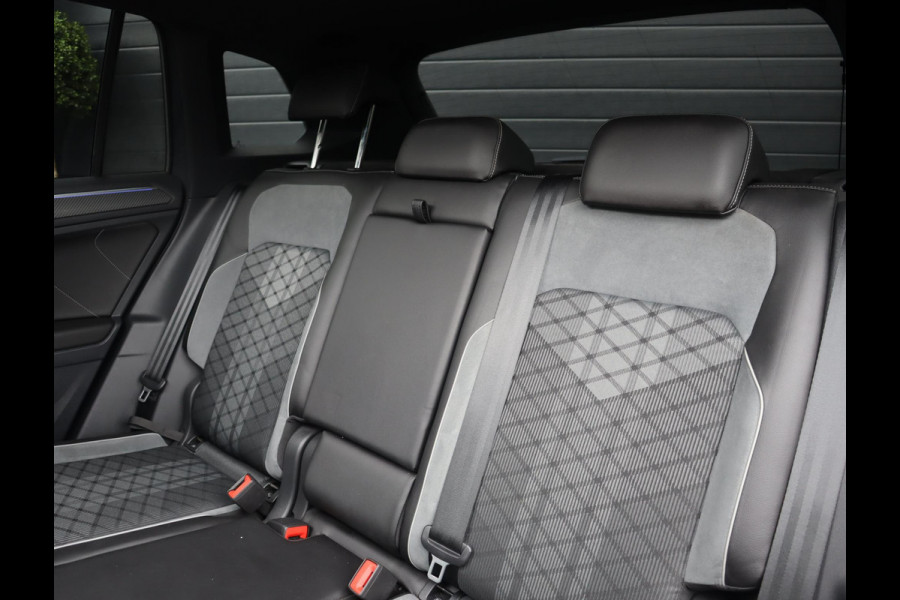 Volkswagen Tiguan 1.4 TSI eHybrid R-Line Business+ | Pano | Camera | Trekhaak