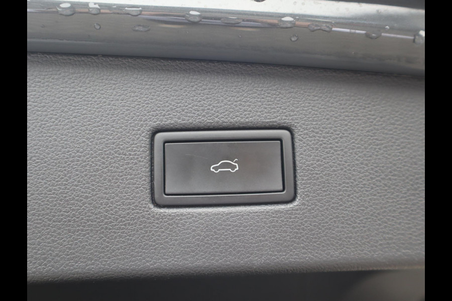 Volkswagen Tiguan 1.4 TSI eHybrid R-Line Business+ | Pano | Camera | Trekhaak