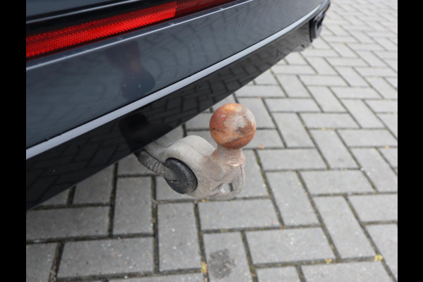 Volkswagen Tiguan 1.4 TSI eHybrid R-Line Business+ | Pano | Camera | Trekhaak