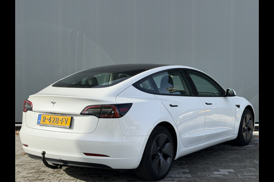 Tesla Model 3 BWJ 2022 | 283PK Standard RWD Plus 60 kWh | PANO DAK | LEER | CLIMA | STOEL&STUUR VERW | CARPLAY | PDC | LED |