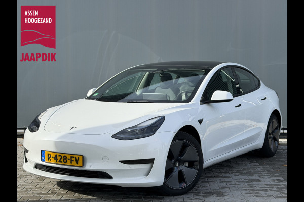 Tesla Model 3 BWJ 2022 | 283PK Standard RWD Plus 60 kWh | PANO DAK | LEER | CLIMA | STOEL&STUUR VERW | CARPLAY | PDC | LED |