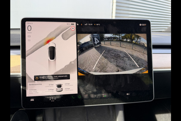 Tesla Model 3 BWJ 2022 | 283PK Standard RWD Plus 60 kWh | PANO DAK | LEER | CLIMA | STOEL&STUUR VERW | CARPLAY | PDC | LED |
