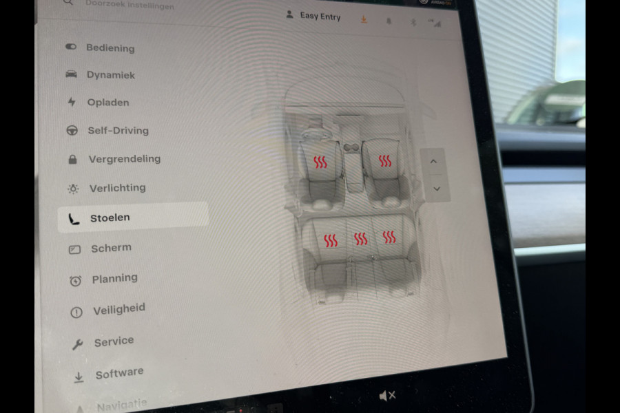 Tesla Model 3 BWJ 2022 | 283PK Standard RWD Plus 60 kWh | PANO DAK | LEER | CLIMA | STOEL&STUUR VERW | CARPLAY | PDC | LED |