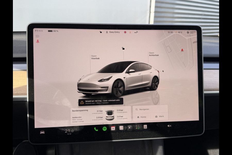 Tesla Model 3 BWJ 2022 | 283PK Standard RWD Plus 60 kWh | PANO DAK | LEER | CLIMA | STOEL&STUUR VERW | CARPLAY | PDC | LED |
