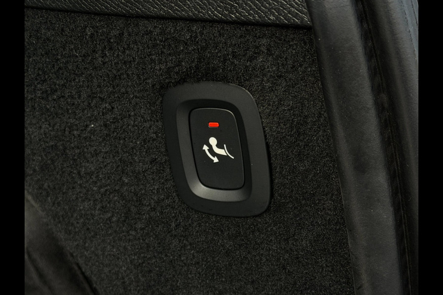 Volvo XC90 2.0 T8 Recharge AWD | Pilot Assist | Trekhaak | Camera | Dodehoek | Carplay