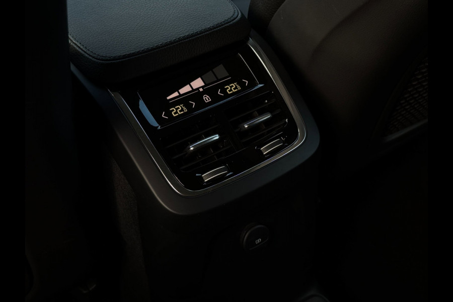 Volvo XC90 2.0 T8 Recharge AWD | Pilot Assist | Trekhaak | Camera | Dodehoek | Carplay