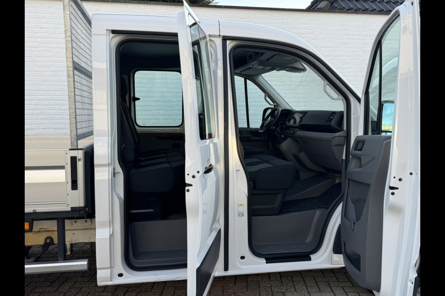 Volkswagen Crafter 35 2.0 TDI L3 DC Trendline Trekhaak 2800kg Trekgewicht Airco Cruise Carplay laadbak 2.700X 2.030