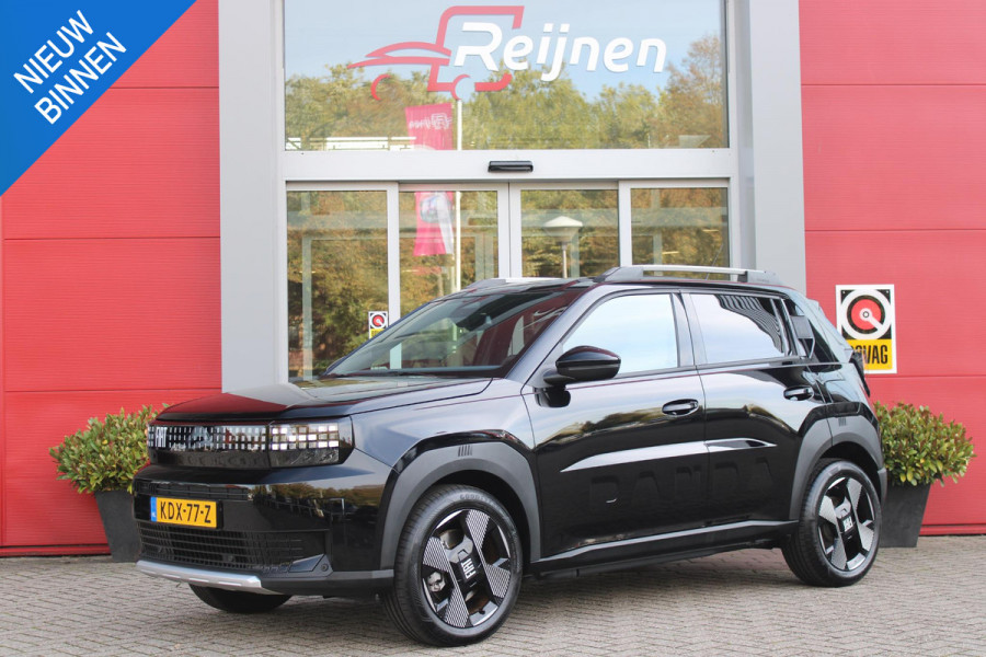 Fiat Grande Panda LA PRIMA 11 kW 44 kWh | WINTER PACK: (VERWARMBARE VOORSTOELEN, VERWARMBAAR STUURWIEL, VERWARMBARE VOORRUIT) | 17" LICHTMETALEN VELGEN "GLOSSY BLACK" | ELEKTRISCH INKLAPBARE BUITENSPIEGELS | MIDDENARMSTEUN VOOR | NAVIGATIE | DRAADLOZE TELEFOONLADER | ACHTERUITRIJ CAMERA MET DYNAMISCHE HULPLIJNEN | REGENSENSOR | CLIMATE CONTROL | DAB+ RADIO | DRAADLOZE APPLE CARPLAY/ANDROID AUTO | GETINTE ACHTERRUITEN | PARKEERSENSOREN VOOR EN ACHTER | CINEMA BLACK |