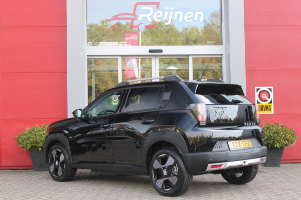 Fiat Grande Panda LA PRIMA 11 kW 44 kWh | WINTER PACK: (VERWARMBARE VOORSTOELEN, VERWARMBAAR STUURWIEL, VERWARMBARE VOORRUIT) | 17" LICHTMETALEN VELGEN "GLOSSY BLACK" | ELEKTRISCH INKLAPBARE BUITENSPIEGELS | MIDDENARMSTEUN VOOR | NAVIGATIE | DRAADLOZE TELEFOONLADER | ACHTERUITRIJ CAMERA MET DYNAMISCHE HULPLIJNEN | REGENSENSOR | CLIMATE CONTROL | DAB+ RADIO | DRAADLOZE APPLE CARPLAY/ANDROID AUTO | GETINTE ACHTERRUITEN | PARKEERSENSOREN VOOR EN ACHTER | CINEMA BLACK |