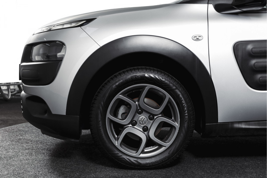 Citroën C4 Cactus 1.2 PureTech Shine 82 PK Org.NL | Cruise | PDC | Camera | NAV | ECC | LM 16" |