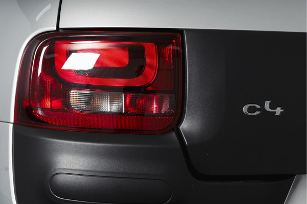 Citroën C4 Cactus 1.2 PureTech Shine 82 PK Org.NL | Cruise | PDC | Camera | NAV | ECC | LM 16" |