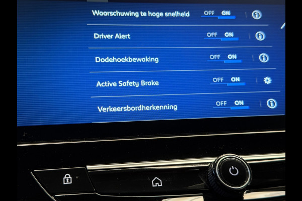 Opel Corsa 1.2 Turbo 100pk GS|Carplay|Camera|Blind Spot|Parkeersensoren