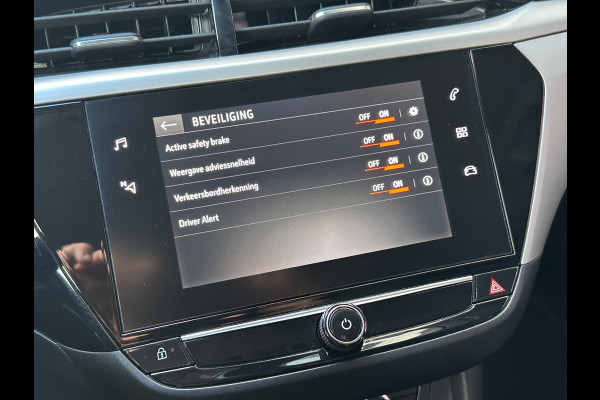 Opel Corsa 1.2 Elegance Automaat Navi Airco Carplay PDC