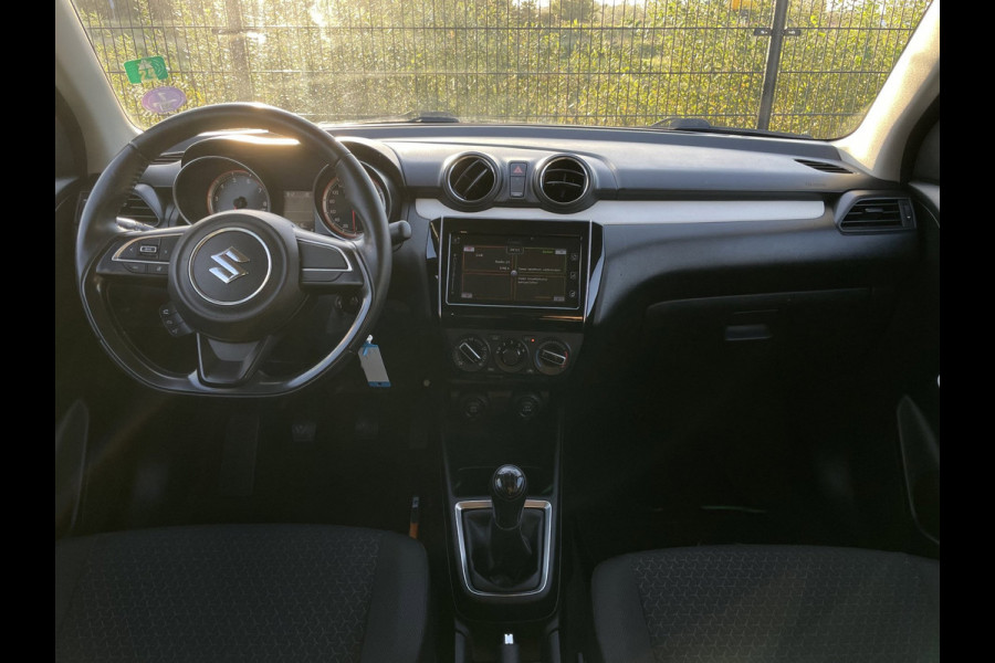 Suzuki Swift 1.2 Select | Camera | Carplay | Airco | Stoelverwarming |