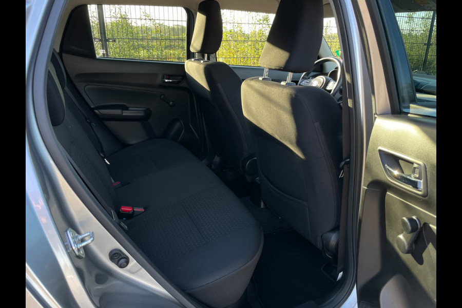 Suzuki Swift 1.2 Select | Camera | Carplay | Airco | Stoelverwarming |