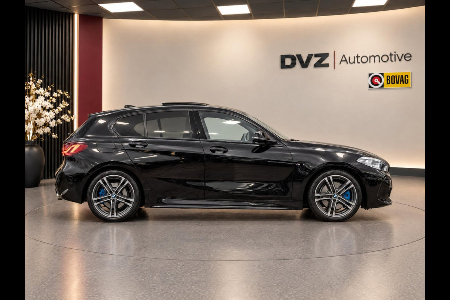 BMW 1-serie 120i High Executive | M-Sport Shadow | Pano | Leder | Ambiance