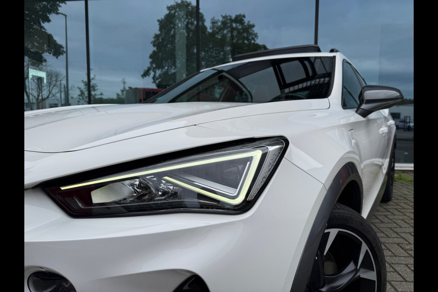CUPRA Formentor 1.4 e-Hybrid VZ Performance - Open/Schuifdak - Navi - Climate - Camera