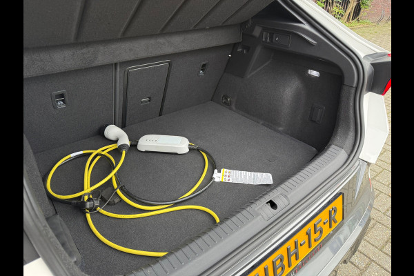 CUPRA Formentor 1.4 e-Hybrid VZ Performance - Open/Schuifdak - Navi - Climate - Camera