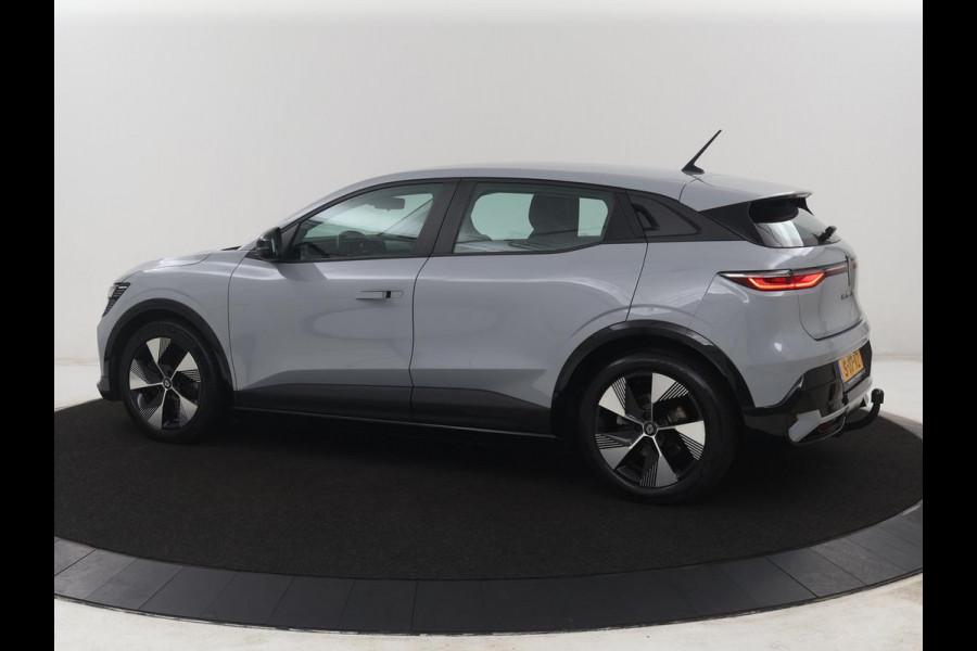 Renault Mégane E-Tech EV60 Optimum Charge Evolution | SOH 92,4 % | Cruise control | Trekhaak | Carplay | Camera | Park assist | Climate control | Keyless | Full LED
