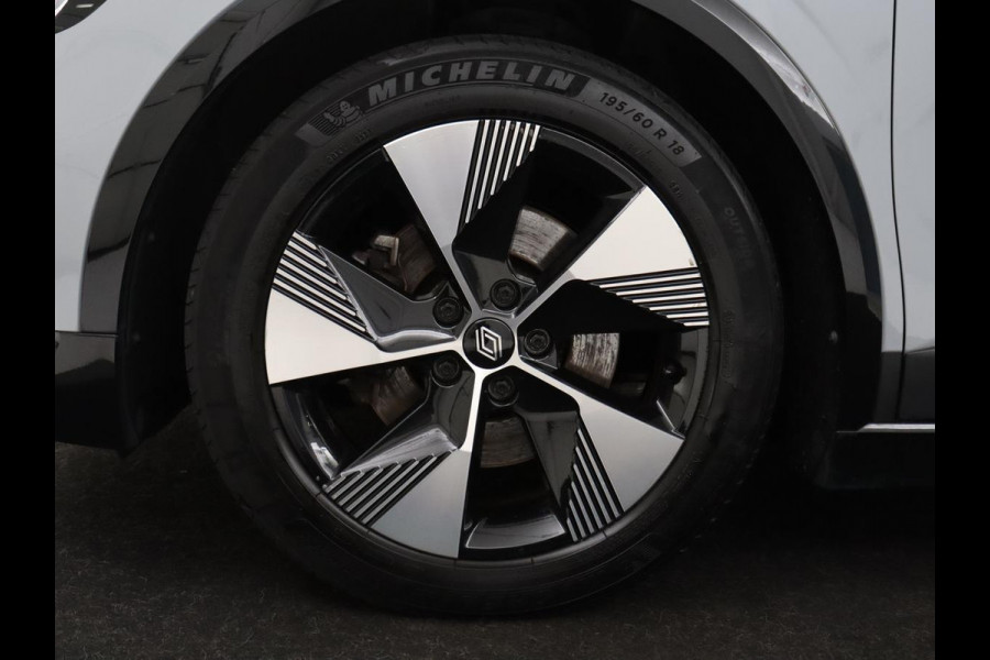 Renault Mégane E-Tech EV60 Optimum Charge Evolution | SOH 92,4 % | Cruise control | Trekhaak | Carplay | Camera | Park assist | Climate control | Keyless | Full LED